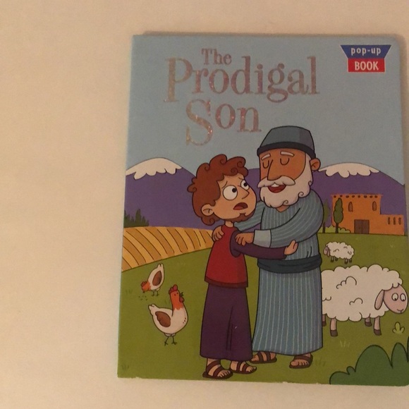Set of 4 kids pop up books. Make story time fun with these pop up books - Picture 4 of 5